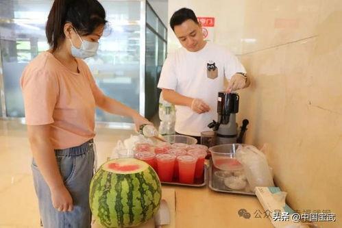 潍坊吃瓜网红事件视频,一场网络热议的瓜田奇谈