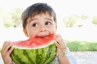 光头父女吃瓜网盘,揭秘网盘背后的趣味故事
